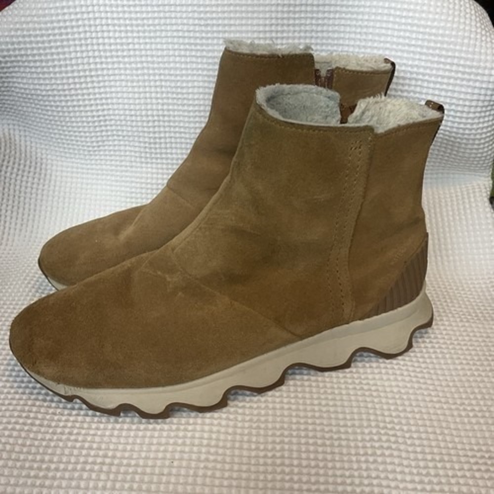 Sorel Kinetic Camel Brown Elk Zip Side Ankle Sport Boots Women 10,5 Vietnam Sued